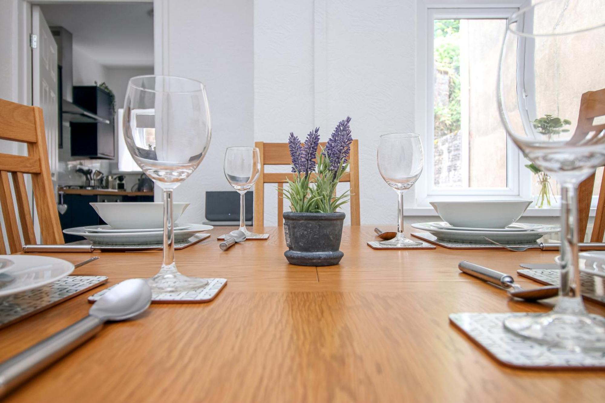 Norton Terrace Charming Home In The Beautiful Afan Forest By Staystaycations พอร์ตทัลบอต ภายนอก รูปภาพ